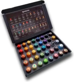 Koffie Proeverij Pakket Groot 40 Stuks Verschillende Smaken Met Mystery Card 'Get Well Soon' Met Persoonlijke (video) Boodschap | Verjaardag | Sinterklaas | Kerstpakket | Vaderdag | Moederdag | Jubileum | Valentijnsdag 14 Koffie Proeverij Pakket Groot 40 Stuks Verschillende Smaken Met Mystery Card 'Get Well Soon' Met Persoonlijke (video) Boodschap | Verjaardag | Sinterklaas | Kerstpakket | Vaderdag | Moederdag | Jubileum | Valentijnsdag -Koffie Verkoop 1093x1200